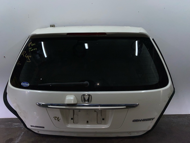 Дверь задняя багажника Honda Odyssey RA6 F23A 11.2001