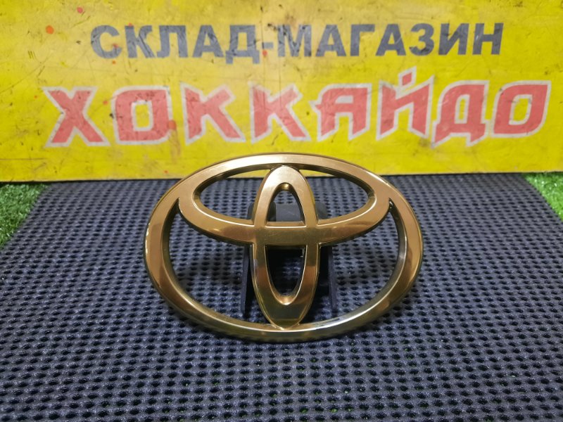 Эмблема Toyota Voxy AZR60G 1AZ-FSE 08.2004 задняя
