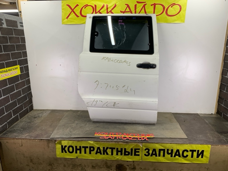 Дверь сдвижная Toyota Lite Ace KR42V 7K-E 10.1996 задняя правая