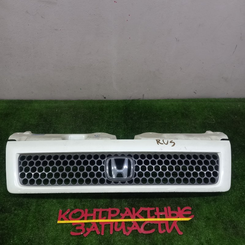 Решетка радиатора Honda Stepwgn RF3 K20A 04.2001