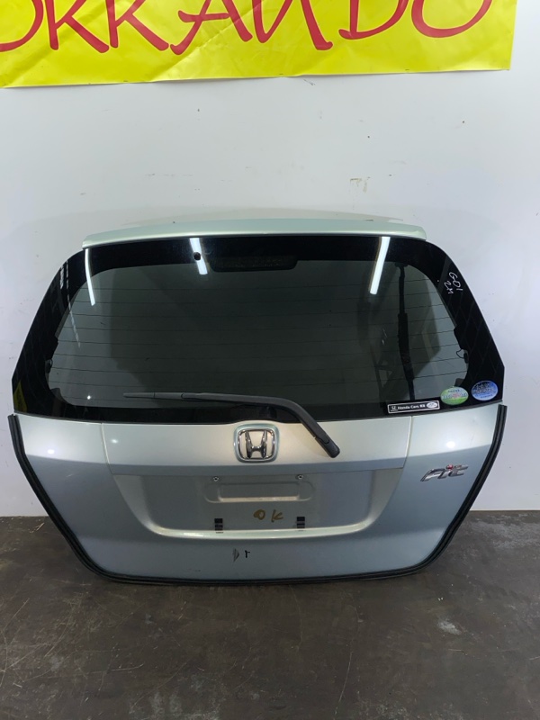 Дверь задняя багажника Honda Fit GD1 L13A 06.2004