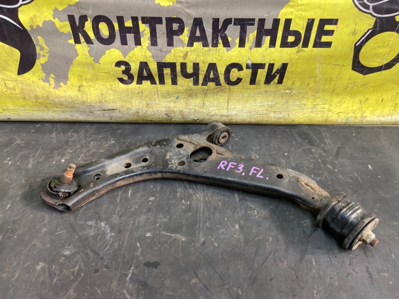 Рычаг подвески нижний Honda Stepwgn RF3 K20A 04.2001 передний левый