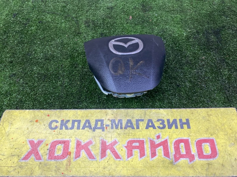 Крышка подушки безопасности водителя Mazda Axela BL5FW ZY-VE 06.2009