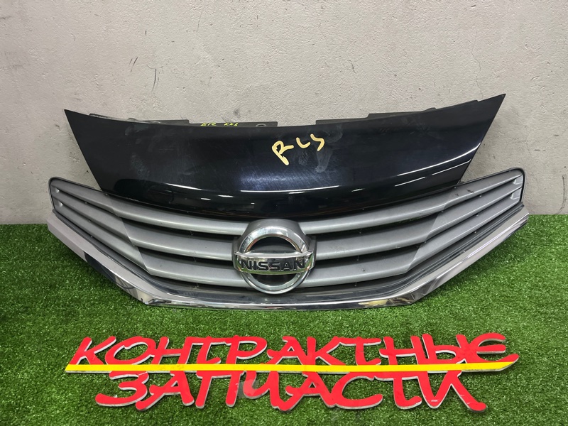 Решетка бампера Nissan Note E12 HR12DE 09.2012 передняя