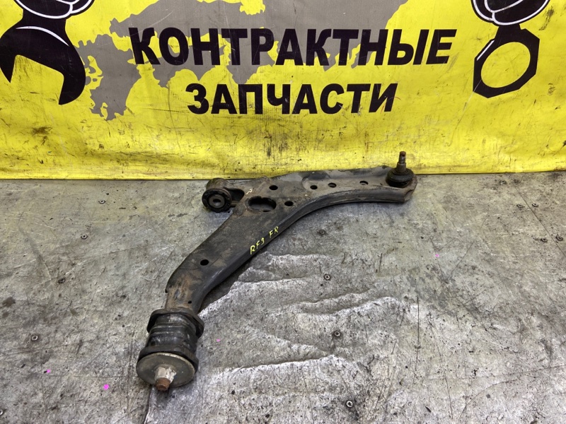 Рычаг подвески нижний Honda Stepwgn RF3 K20A 04.2001 передний правый