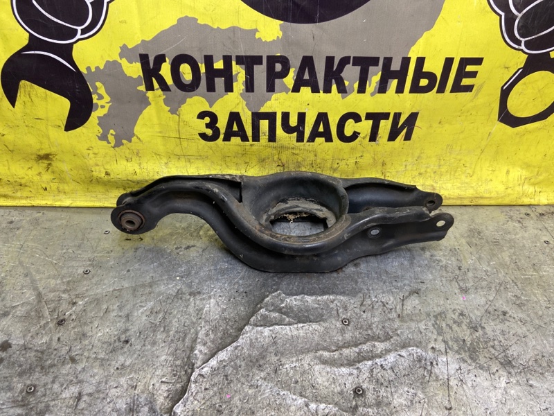 Рычаг подвески нижний Honda Stepwgn RF3 K20A 04.2001 задний правый