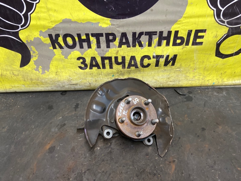 Ступица Toyota Wish ZNE10G 1ZZ-FE 09.2005 передняя левая