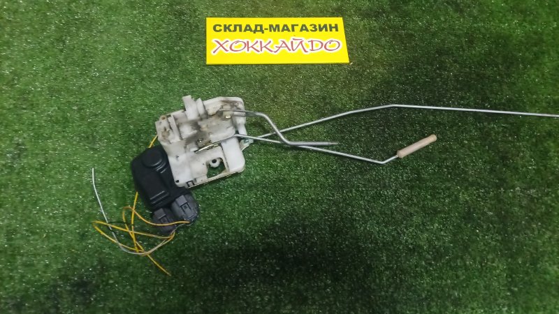 Замок дверной Honda Stepwgn RF4 K20A 04.2001 передний правый