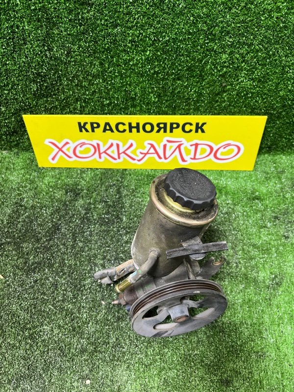 Насос гидроусилителя Toyota Ist NCP60 2NZ-FE 05.2002