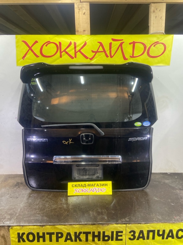 Дверь задняя багажника Honda Stepwgn RK5 R20A 10.2009