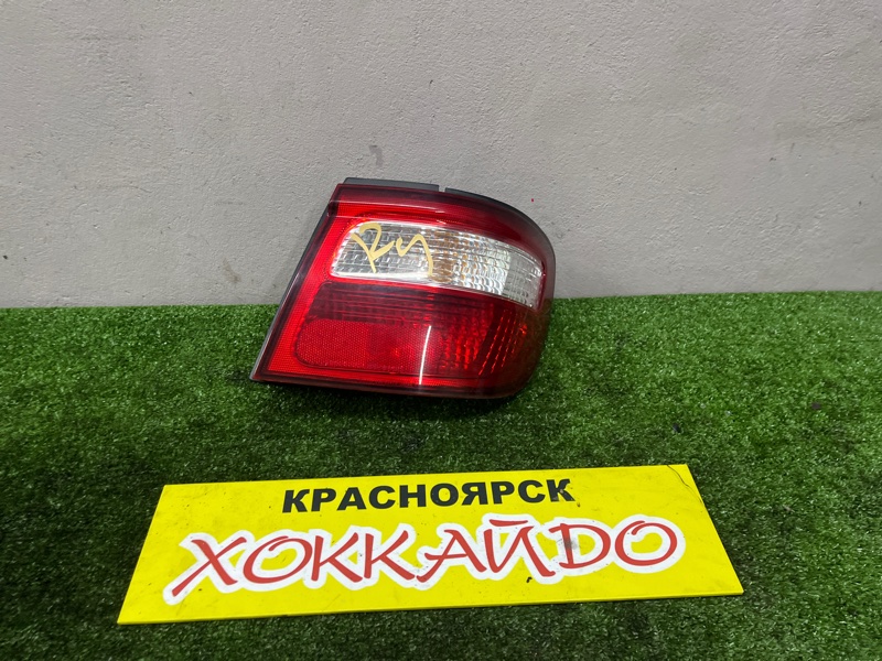 Фонарь стоп-сигнала Nissan Presage U30 KA24DE 06.1998 задний правый