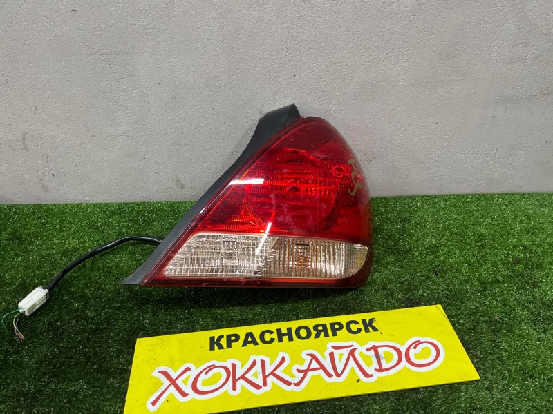 Фонарь стоп-сигнала Nissan Bluebird Sylphy QG10 QG18DE 02.2003 задний правый