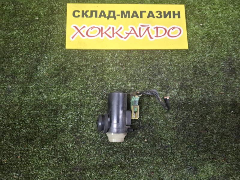 Мотор омывателя Honda Stepwgn RF3 K20A 04.2001 передний