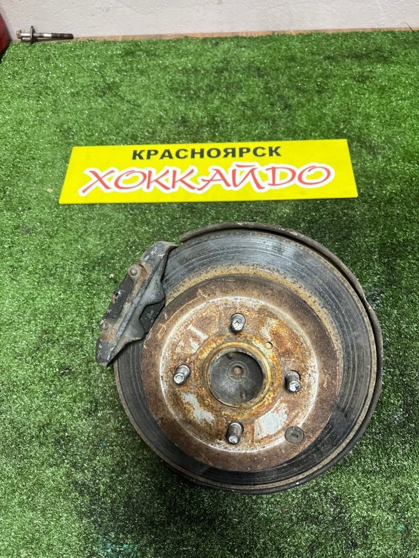 Ступица Toyota Vitz NCP10 2NZ-FE 01.1999 задняя правая