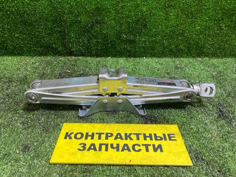 Домкрат Honda Fit GD1 L13A 06.2001