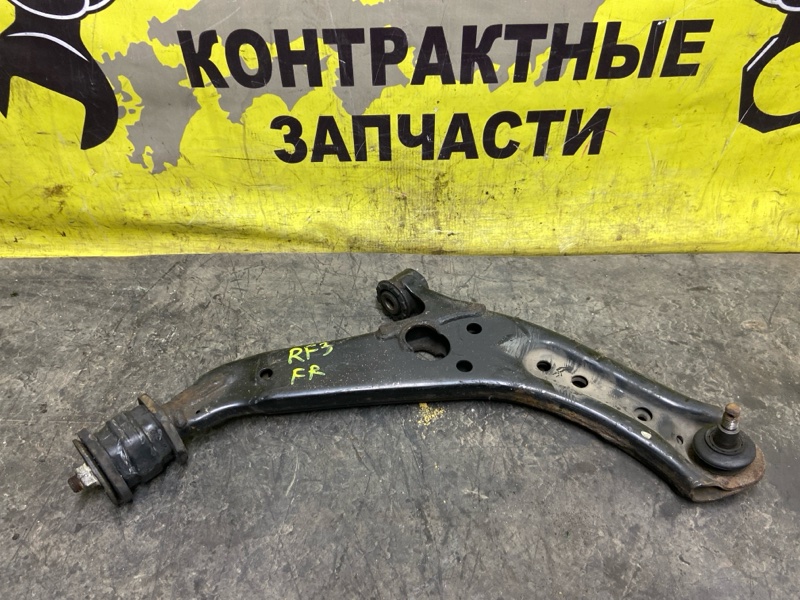 Рычаг подвески нижний Honda Stepwgn RF3 K20A 04.2001 передний правый