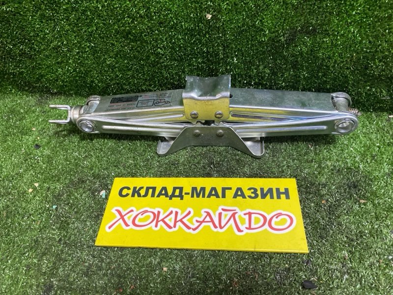 Домкрат Honda Fit GD1 L13A 06.2004