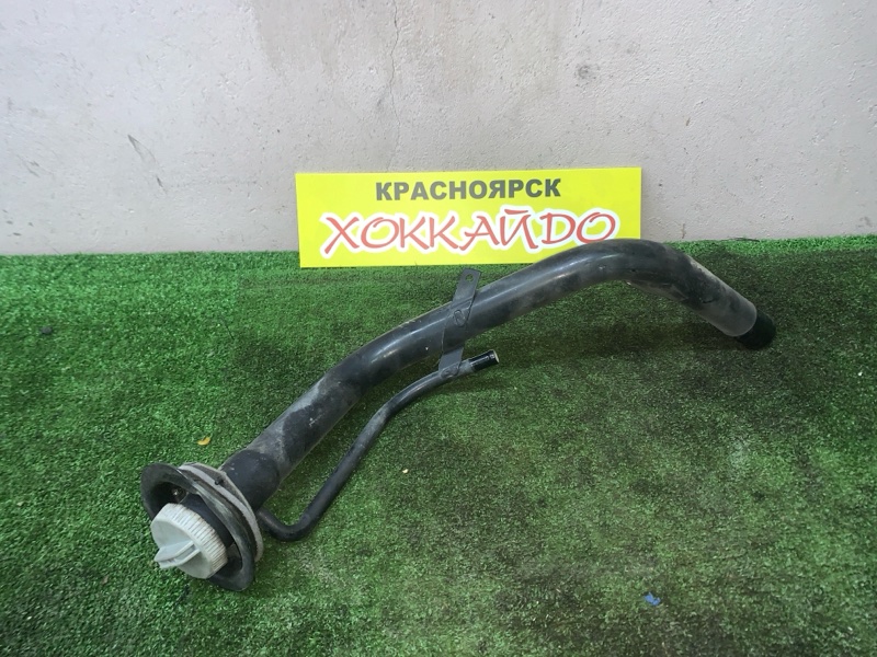 Горловина топливного бака Mazda Demio DW3W B3ME 08.1996