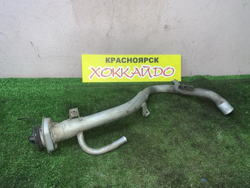 Горловина топливного бака Subaru Forester SG5 EJ203 01.2005