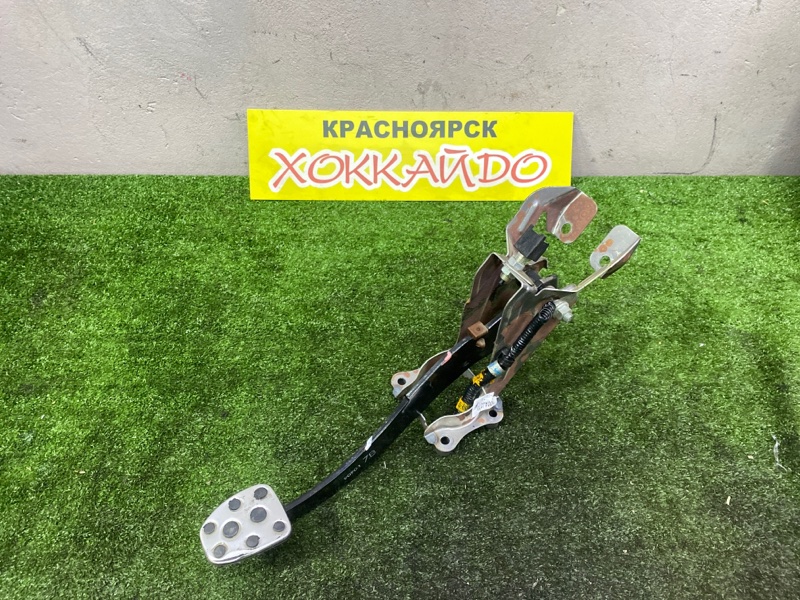 Педаль тормоза Subaru Legacy BR9 EJ255 01.2009