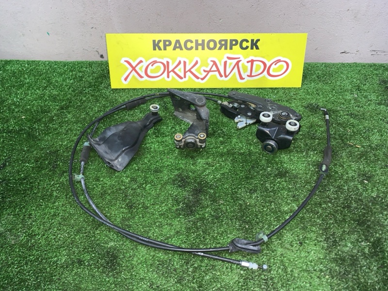 Ролик двери Honda Elysion RR1 K24A 05.2004 задний левый