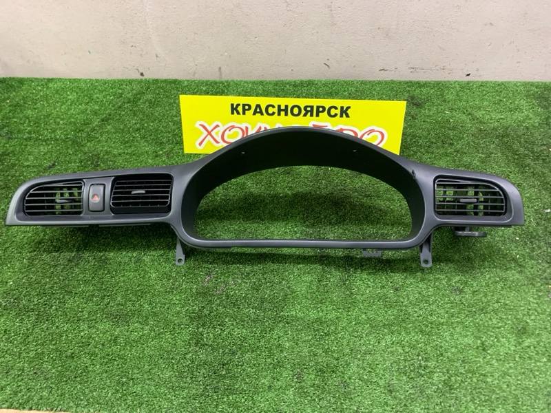Накладка панели приборов Subaru Legacy BH5 EJ202 05.2001