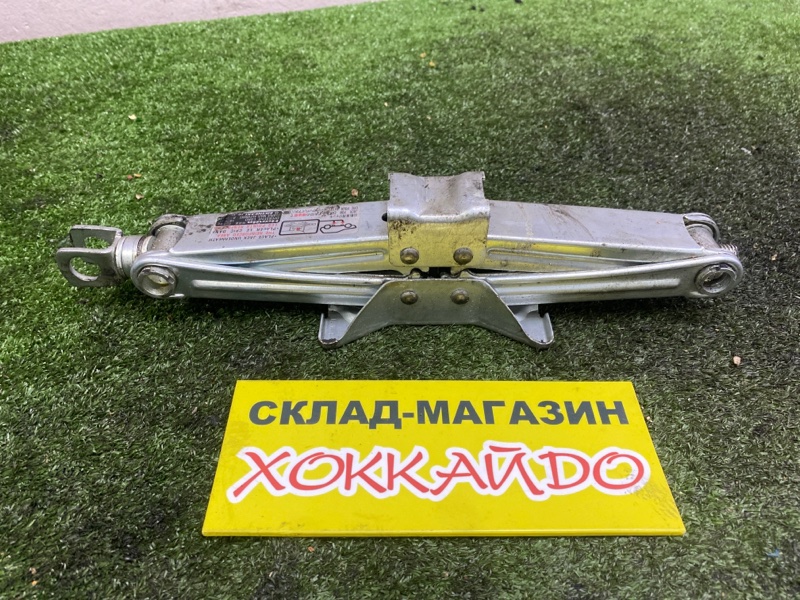 Домкрат Honda Fit GD1 L13A 06.2001