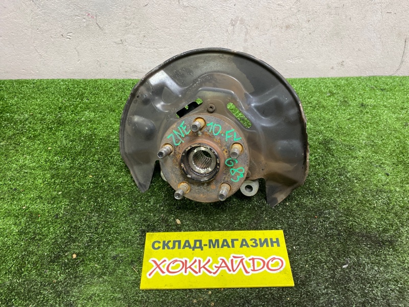 Ступица Toyota Wish ZNE10G 1ZZ-FE 01.2003 передняя левая