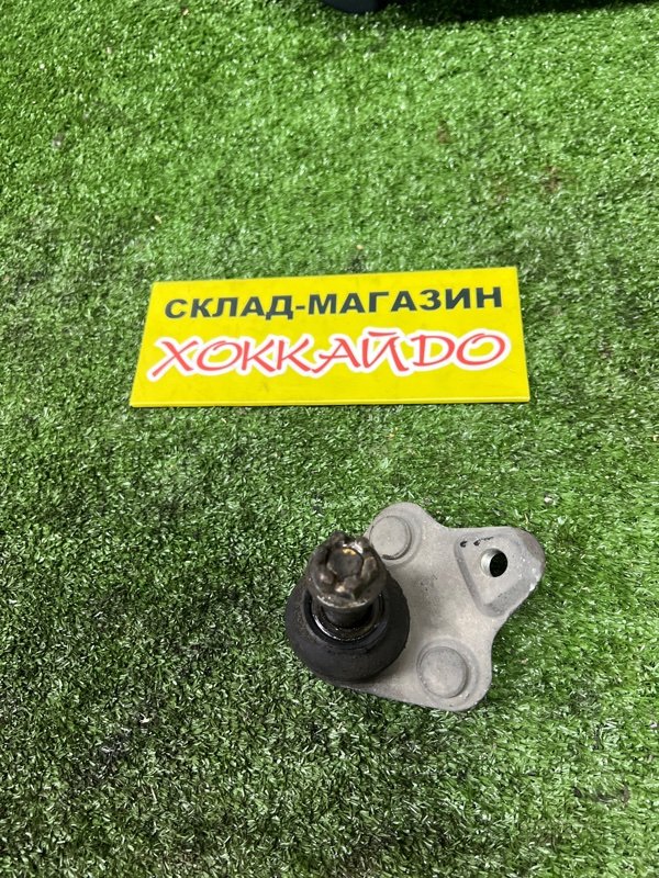 Шаровая Toyota Wish ZNE10G 1ZZ-FE 09.2005