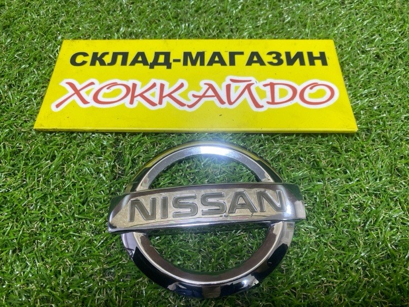 Эмблема Nissan March AK12 CR12DE 03.2002 задняя