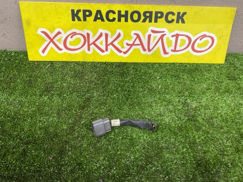 Разъем Nissan Bluebird QU14 QG18DE 09.1998