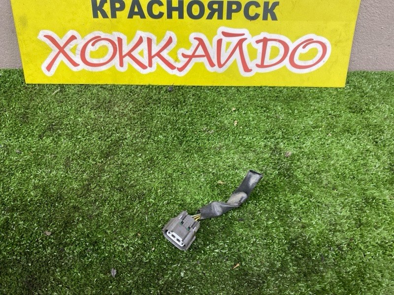 Разъем Nissan Bluebird QU14 QG18DE 09.1998