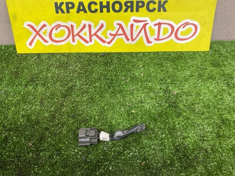 Разъем Nissan Bluebird QU14 QG18DE 09.1998