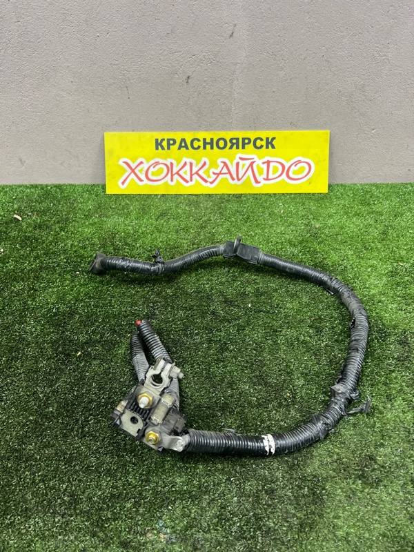 Клемма аккумулятора Nissan Lafesta B30 MR20DE 12.2004