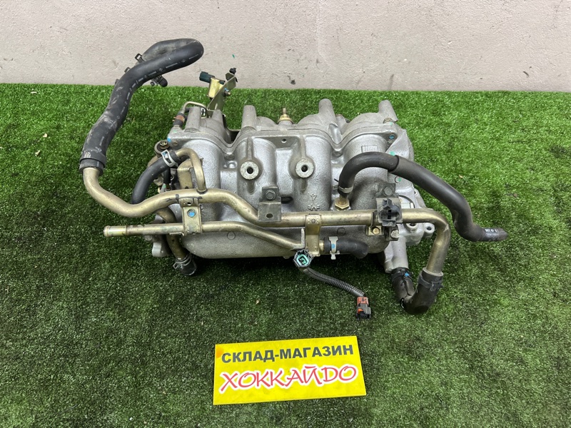 Коллектор впускной Nissan Presage U30 KA24DE 06.1998