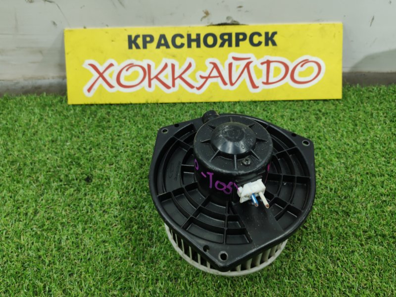 Вентилятор печки Nissan R'nessa PNN30 KA24DE 10.1997