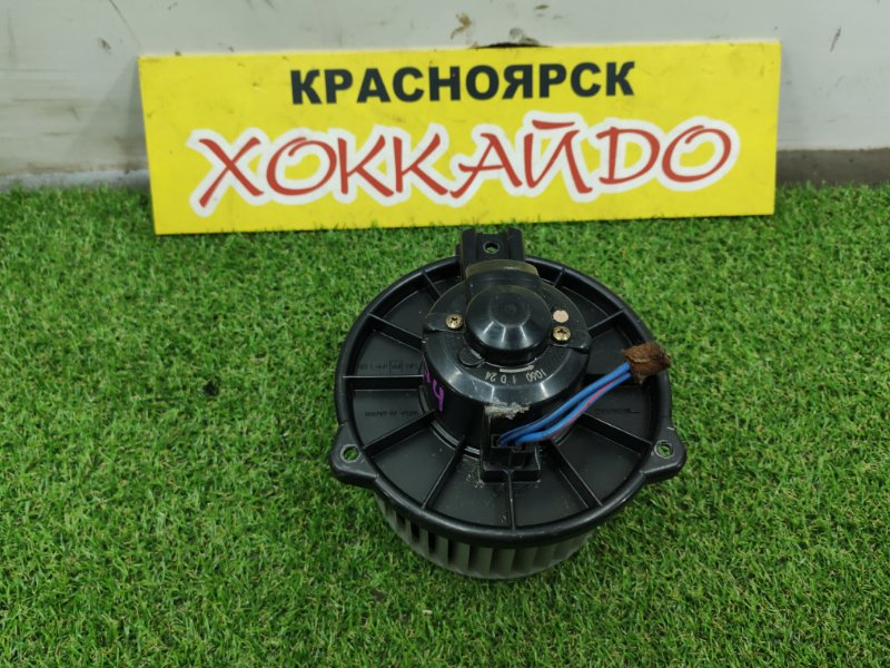 Вентилятор печки Toyota Ist NCP60 2NZ-FE 05.2002