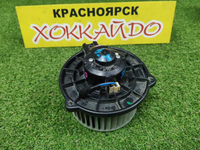 Вентилятор печки Toyota Corolla NZE120 2NZ-FE 04.2004