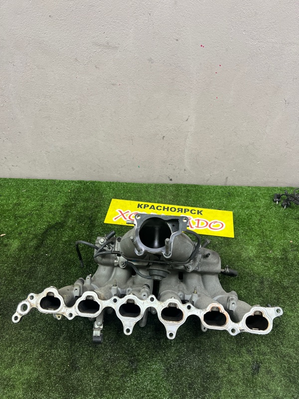 Коллектор впускной Toyota Crown Majesta JZS149 2JZ-GE 08.1993 (б/у)