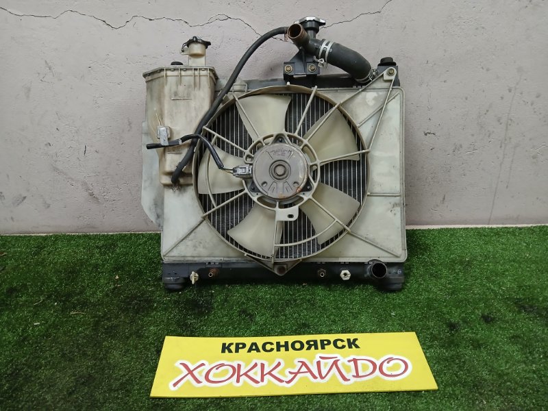 Радиатор двигателя Toyota Funcargo NCP20 2NZ-FE 08.1999 (б/у)