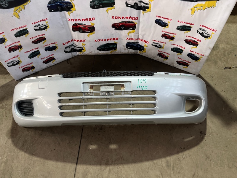 Бампер Toyota Funcargo NCP20 2NZ-FE 08.1999 передний (б/у)