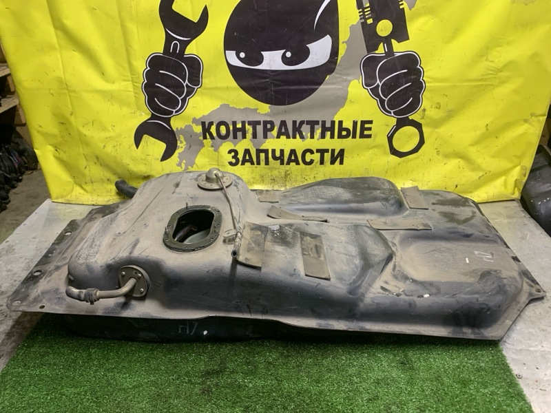 Бак топливный Toyota Nadia SXN10 3S-FE 08.1998 (б/у)