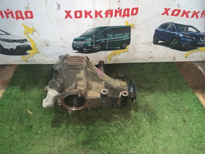 Редуктор моста Toyota Granvia VCH16W 5VZ-FE 08.1999 задний (б/у)