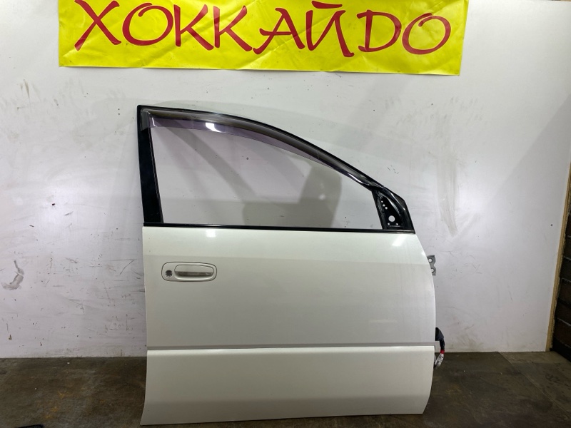 Дверь боковая Toyota Ipsum SXM10G 3S-FE 04.1998 передняя правая (б/у)