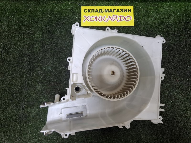 Вентилятор печки Nissan X-Trail NT30 QR20DE 06.2003 передний (б/у)