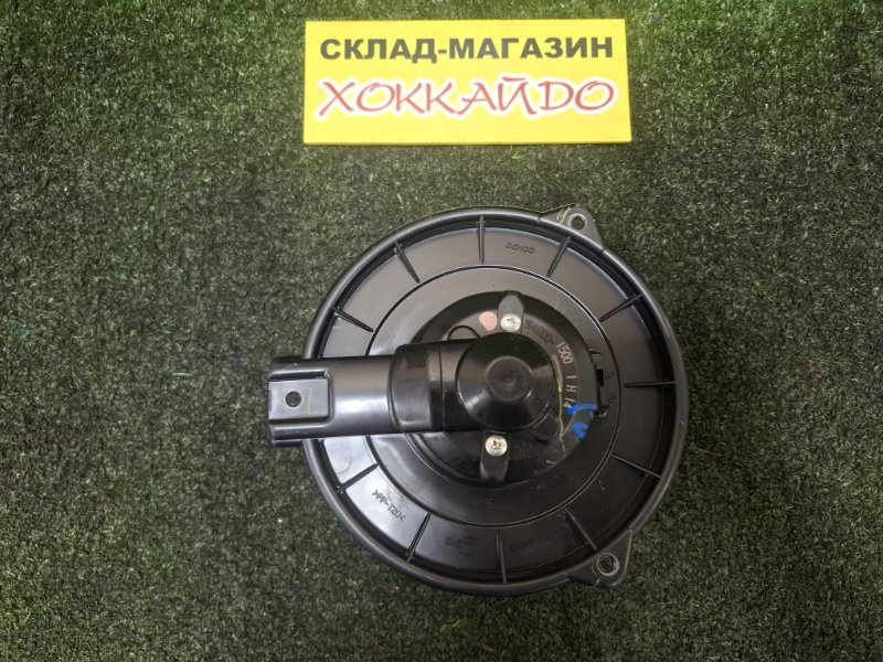 Вентилятор печки Toyota Ipsum ACM21W 2AZ-FE 10.2003 передний (б/у)