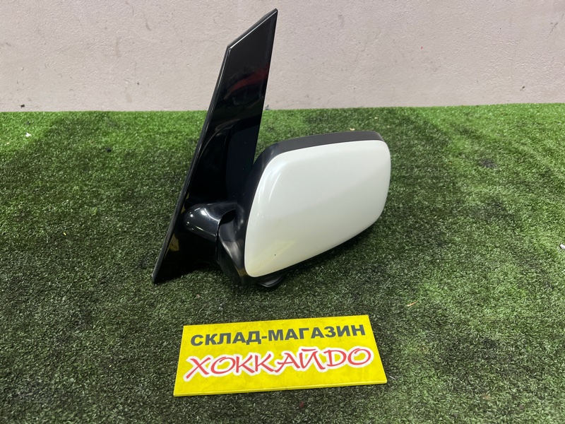 Зеркало боковое Toyota Ipsum ACM21W 2AZ-FE 10.2003 левое (б/у)