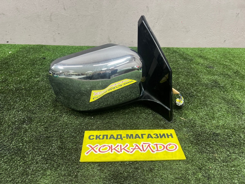 Зеркало боковое Mitsubishi Dion CR9W 4G63 01.2000 правое (б/у)