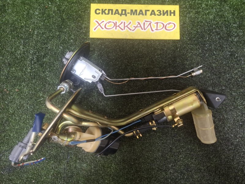 Насос топливный Toyota Mark II GX100 1G-FE 08.1998 (б/у)