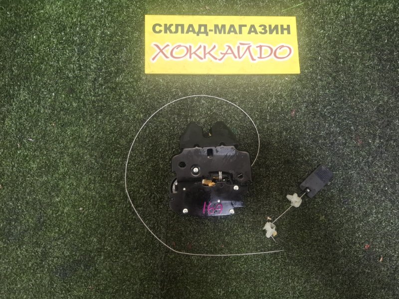 Замок багажника Nissan Teana J32 VQ25DE 06.2008 задний (б/у)